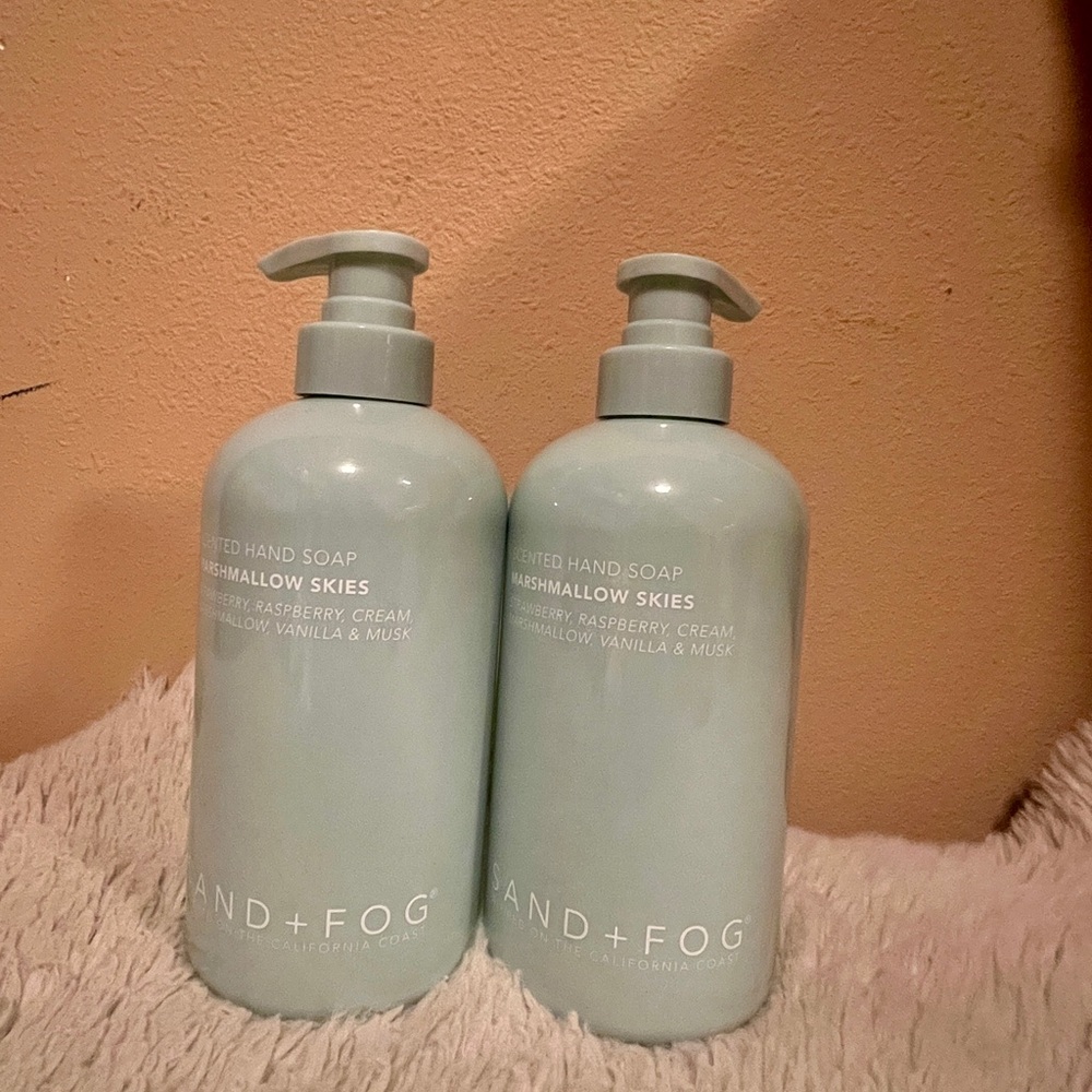 2X Sand + Fog Marshmallow Skies Hand Soap